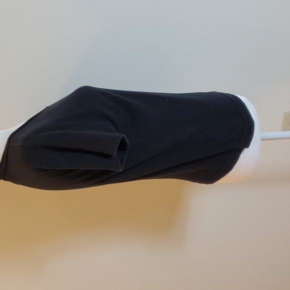 Gayiani  Black V neck margaritaville T-shirt - Picture 4 of 6